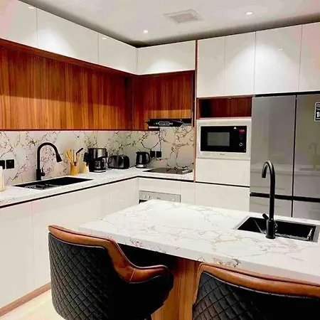 Modern 3 Bedroom Flat Riyadh Exterior photo